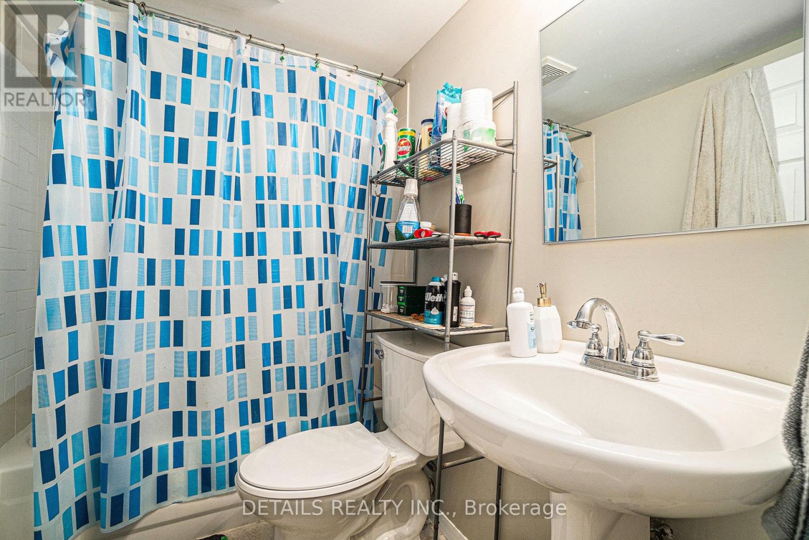 39 Roundhay Drive, Ottawa, Ontario  K2G 1B6 - Photo 19 - X12211415