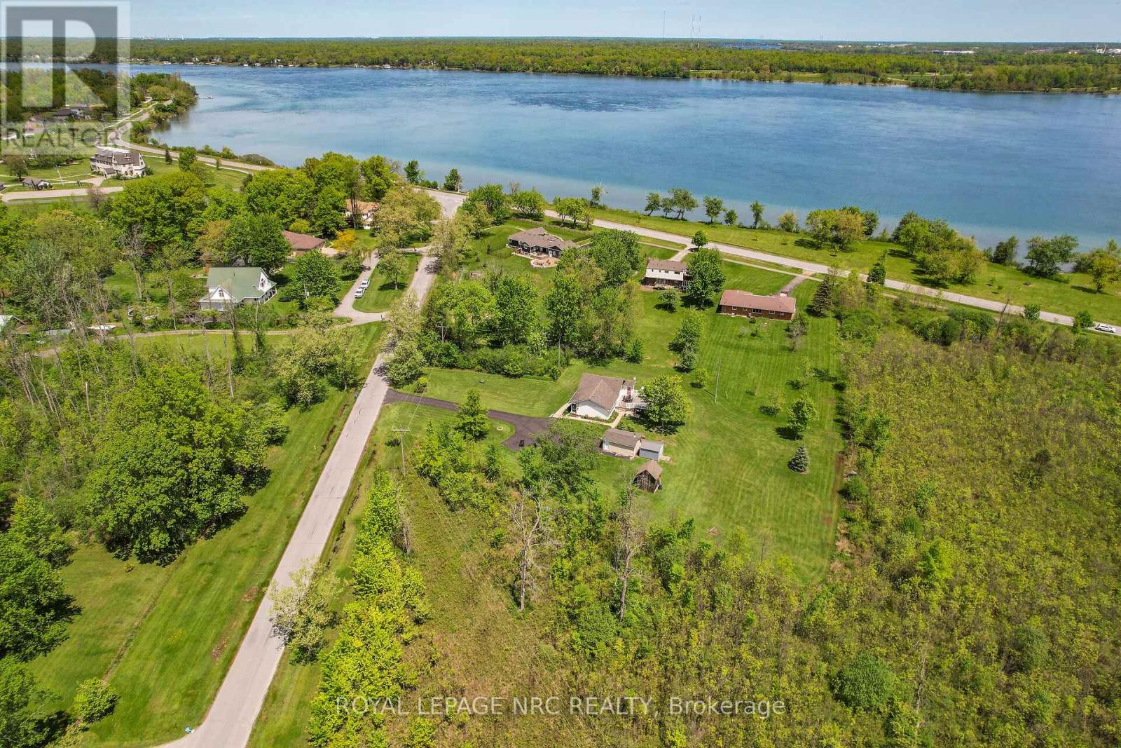 410 Cairns Crescent, Fort Erie, Ontario  L2A 5M4 - Photo 36 - X12211413