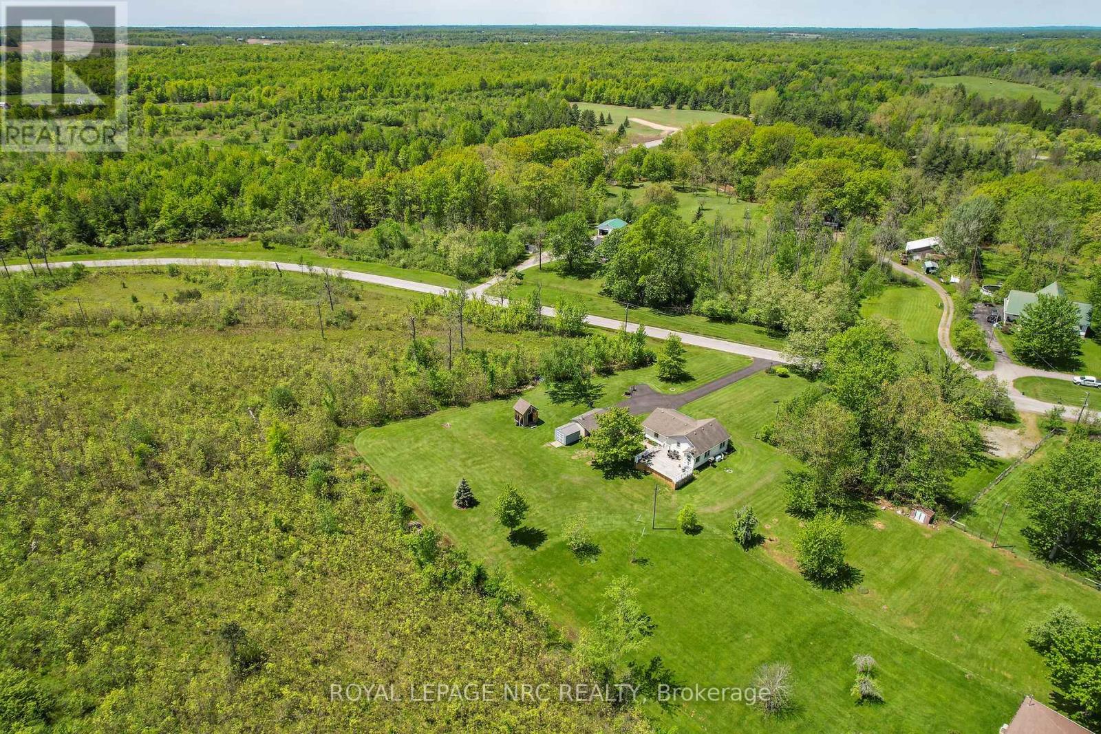 410 Cairns Crescent, Fort Erie, Ontario  L2A 5M4 - Photo 40 - X12211413