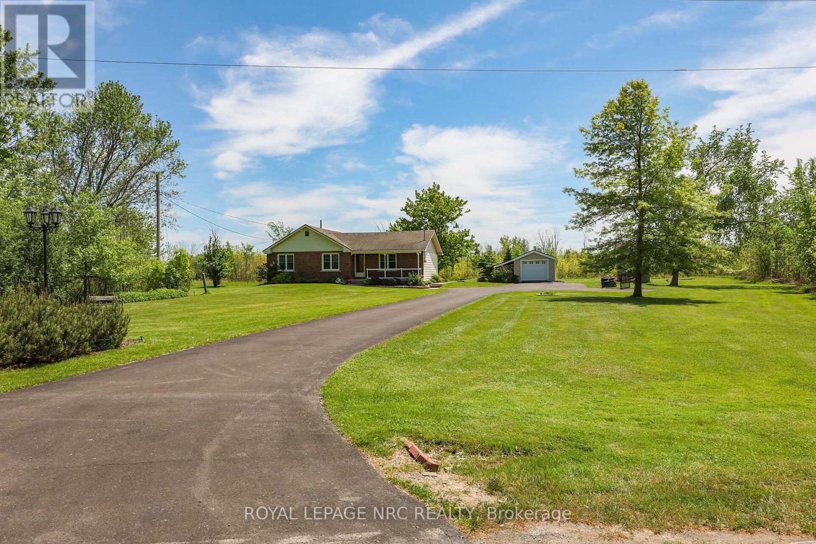 410 Cairns Crescent, Fort Erie, Ontario  L2A 5M4 - Photo 44 - X12211413