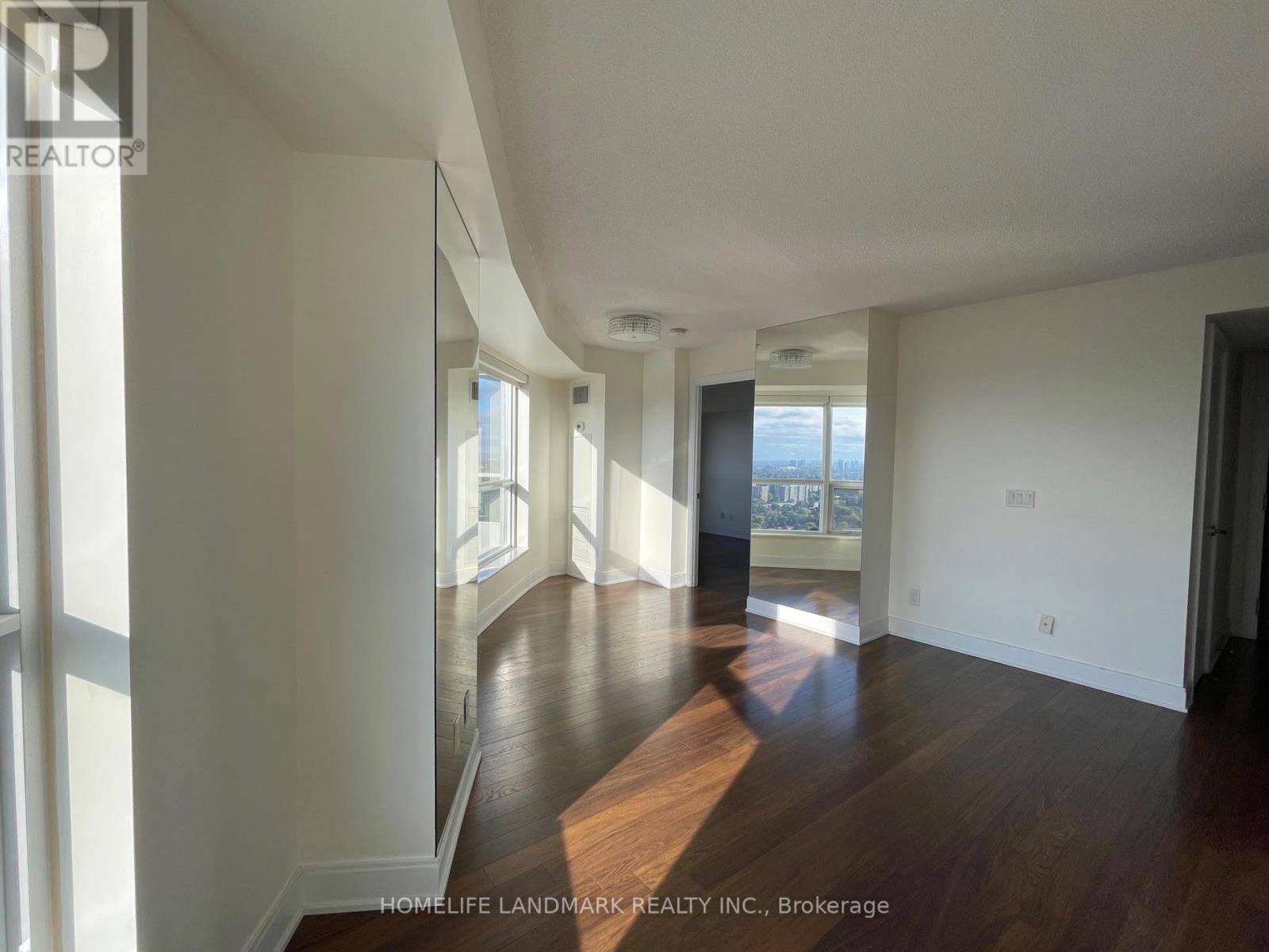 3923 - 135 Village Green Square, Toronto (Agincourt South-Malvern West), Ontario  M1S 0G4 - Photo 17 - E12197408