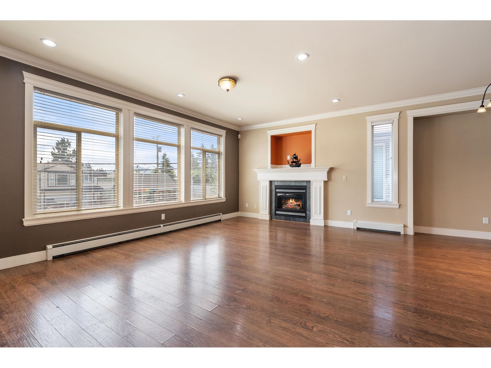 46623 First Avenue, Chilliwack Proper East, Chilliwack, British Columbia  V2P 1X4 - Photo 4 - R3013077