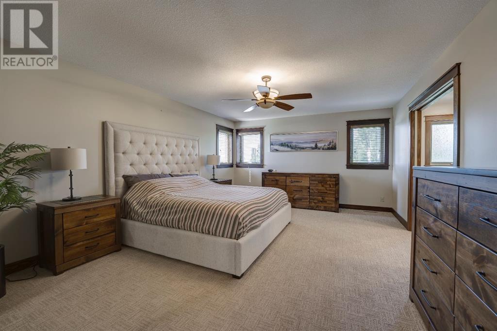 27 Vath Place, Red Deer, Alberta  T4R 0G2 - Photo 15 - A2228797