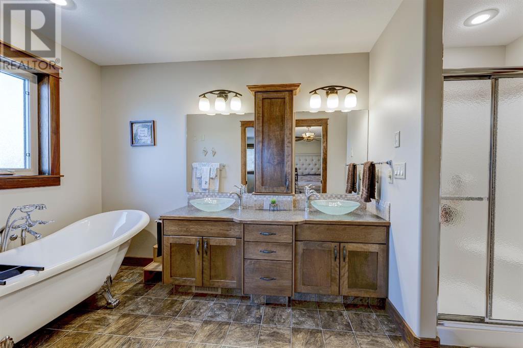 27 Vath Place, Red Deer, Alberta  T4R 0G2 - Photo 17 - A2228797