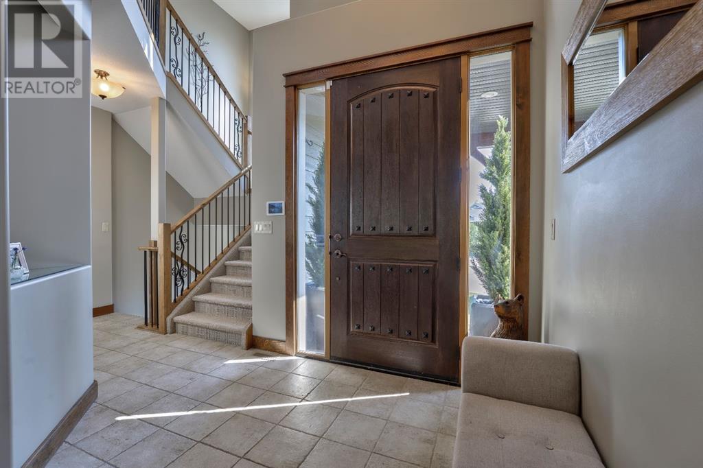 27 Vath Place, Red Deer, Alberta  T4R 0G2 - Photo 2 - A2228797
