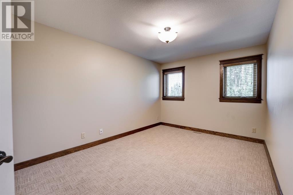 27 Vath Place, Red Deer, Alberta  T4R 0G2 - Photo 24 - A2228797