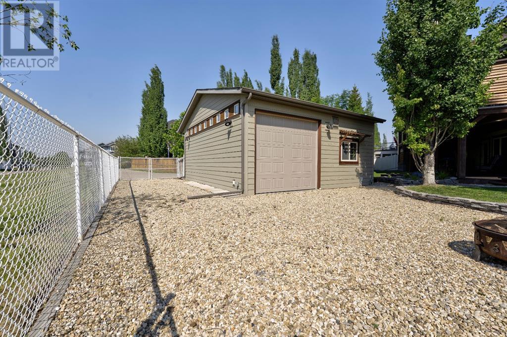 27 Vath Place, Red Deer, Alberta  T4R 0G2 - Photo 38 - A2228797
