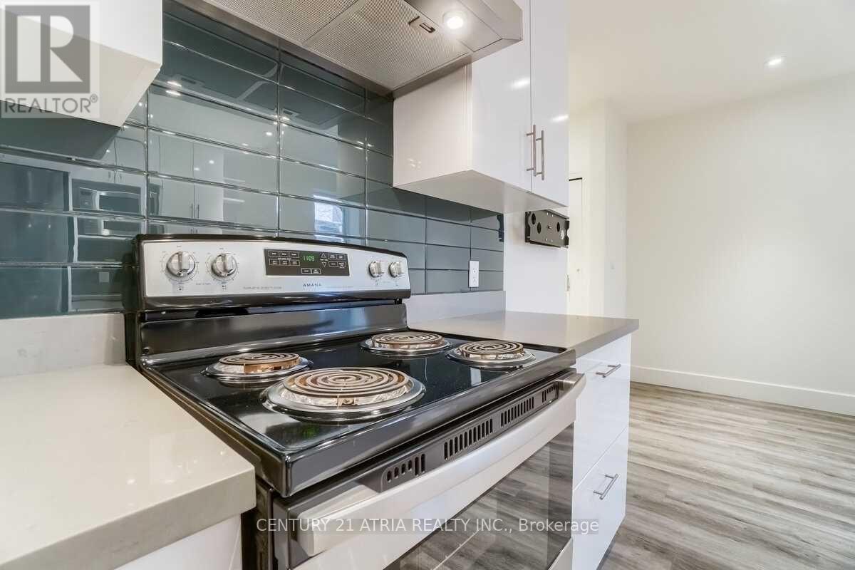 2 - 611 College Street, Toronto, Ontario  M6G 1C8 - Photo 11 - C12211399