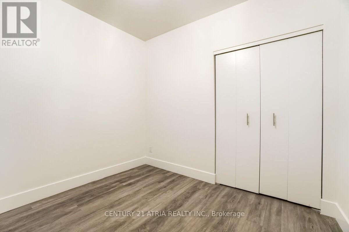 2 - 611 College Street, Toronto, Ontario  M6G 1C8 - Photo 12 - C12211399