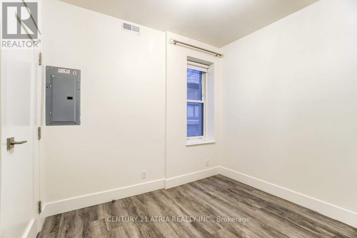 2 - 611 College Street, Toronto, Ontario  M6G 1C8 - Photo 13 - C12211399