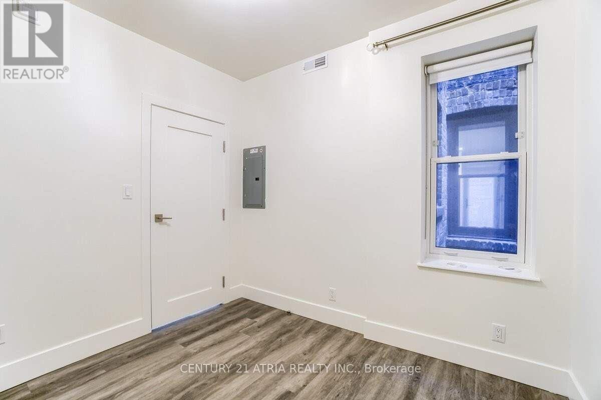 2 - 611 College Street, Toronto, Ontario  M6G 1C8 - Photo 14 - C12211399