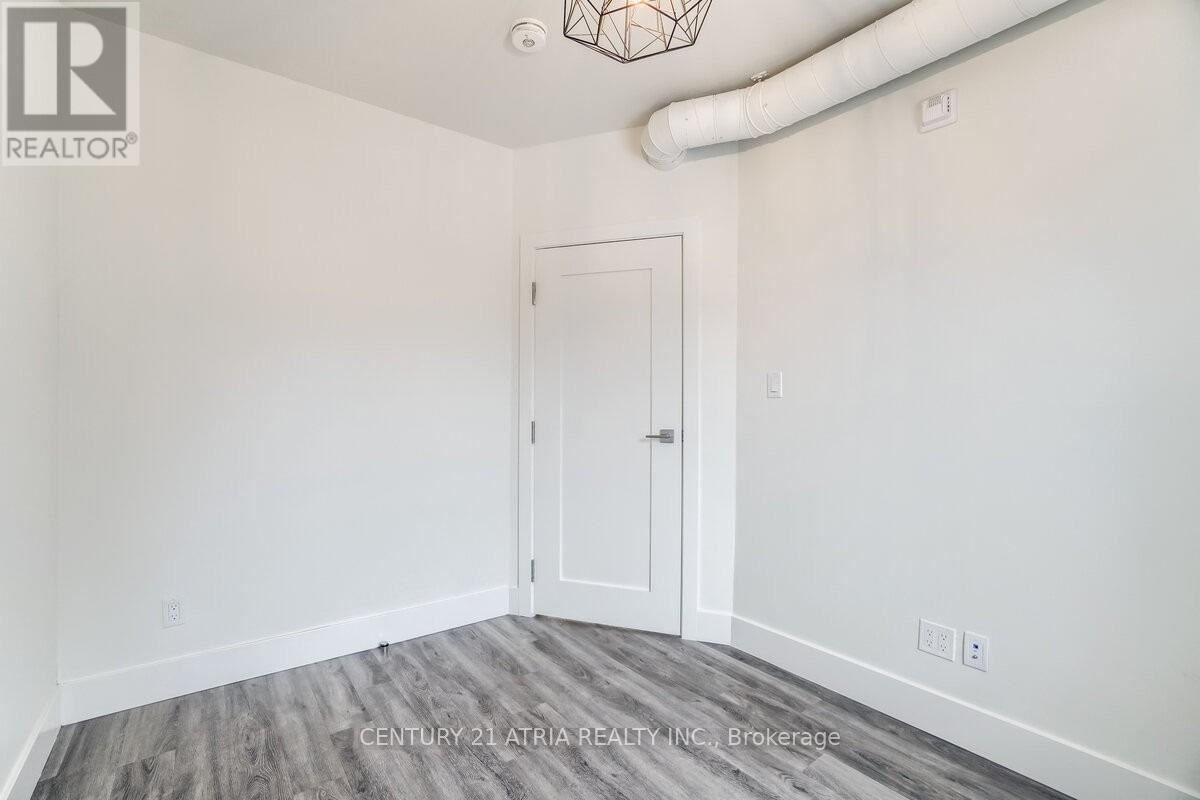 2 - 611 College Street, Toronto, Ontario  M6G 1C8 - Photo 22 - C12211399