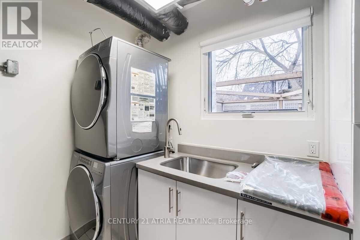 2 - 611 College Street, Toronto, Ontario  M6G 1C8 - Photo 24 - C12211399