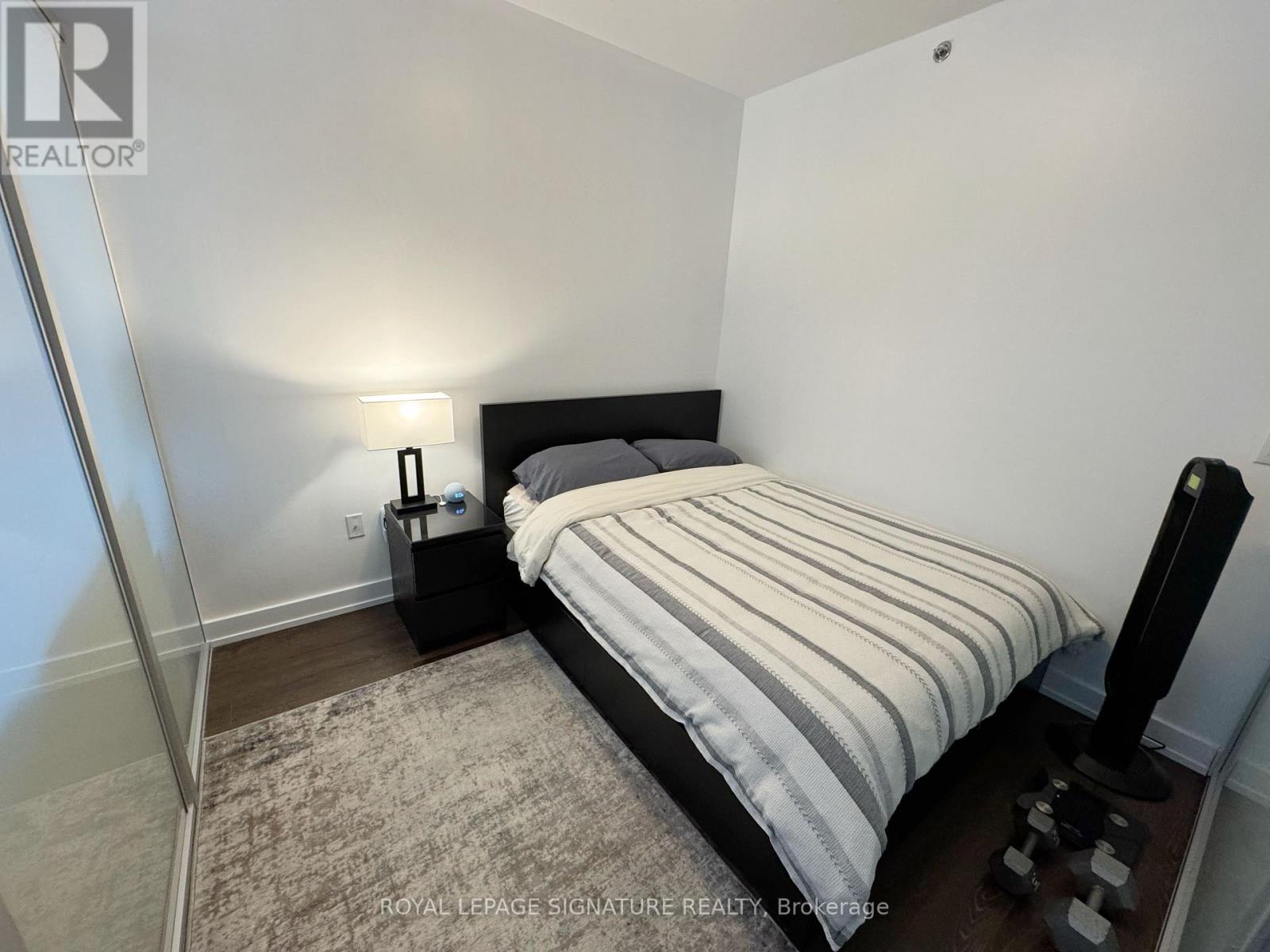 2709 - 426 University Avenue, Toronto, Ontario  M5G 1S9 - Photo 5 - C12211412