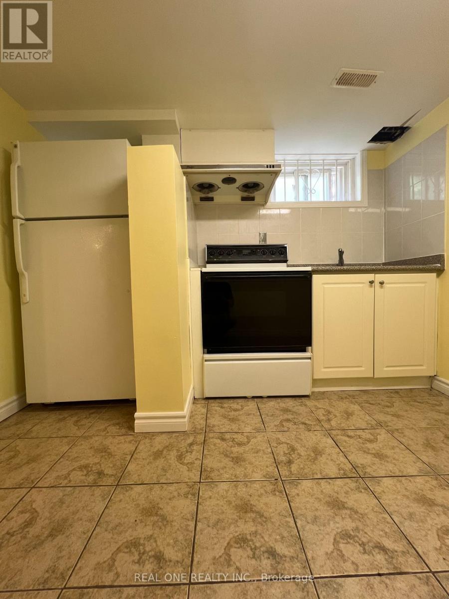 34 Shippigan Crescent, Toronto, Ontario  M2J 2G2 - Photo 21 - C12211420