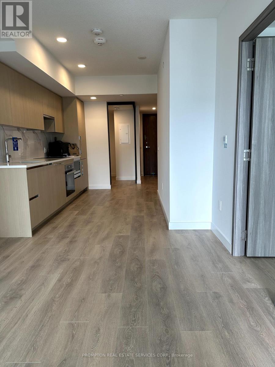 3306 - 3 Concord Cityplace Way, Toronto, Ontario  M5V 0X4 - Photo 9 - C12211426