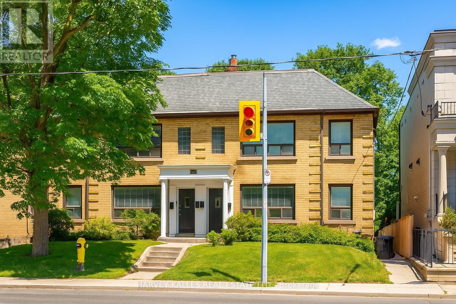 A2 - 1719 Bathurst Street, Toronto, Ontario  M5P 3K4 - Photo 4 - C12211326