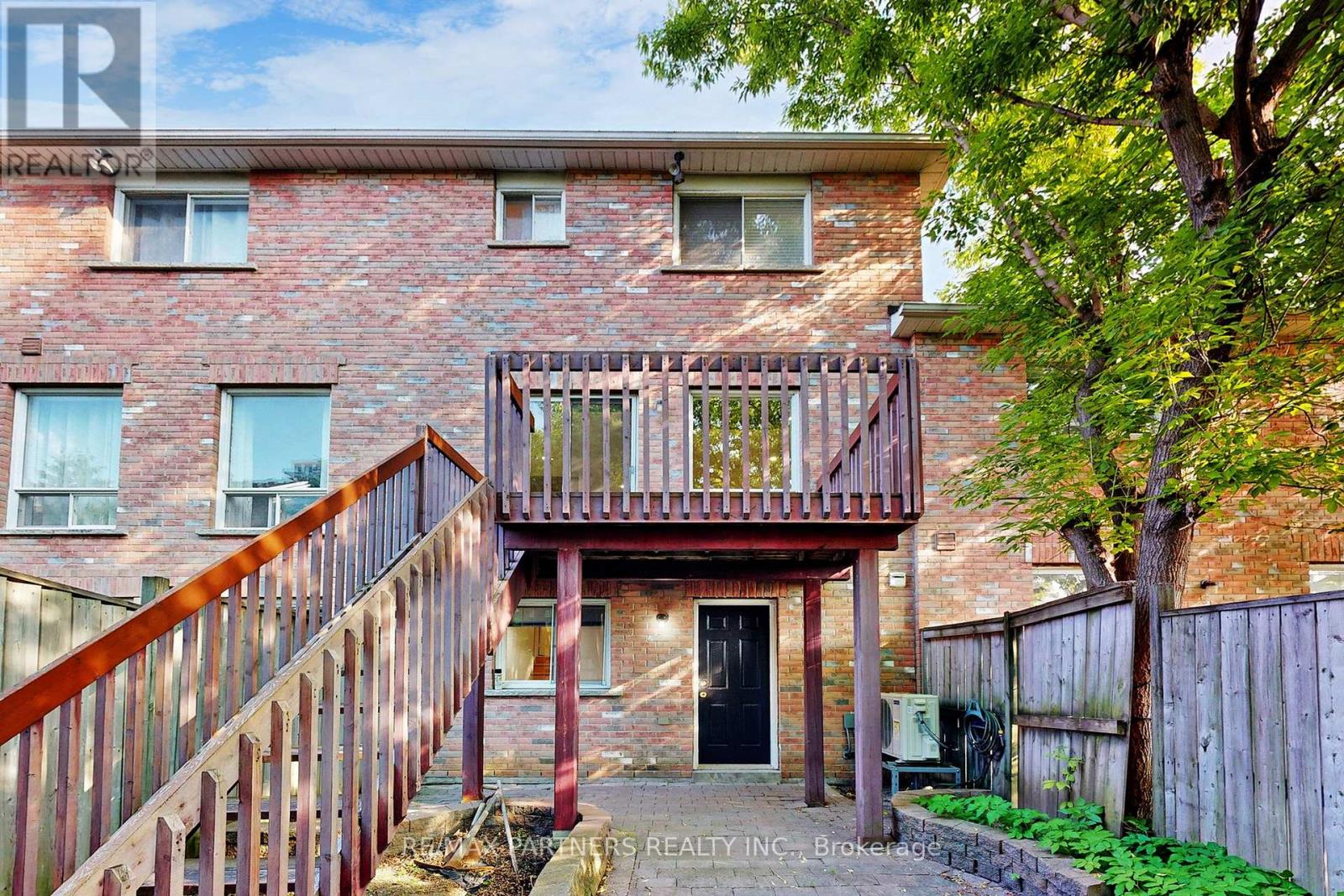 20 Vanity Crescent, Richmond Hill (Langstaff), Ontario  L4B 4E6 - Photo 40 - N12211386