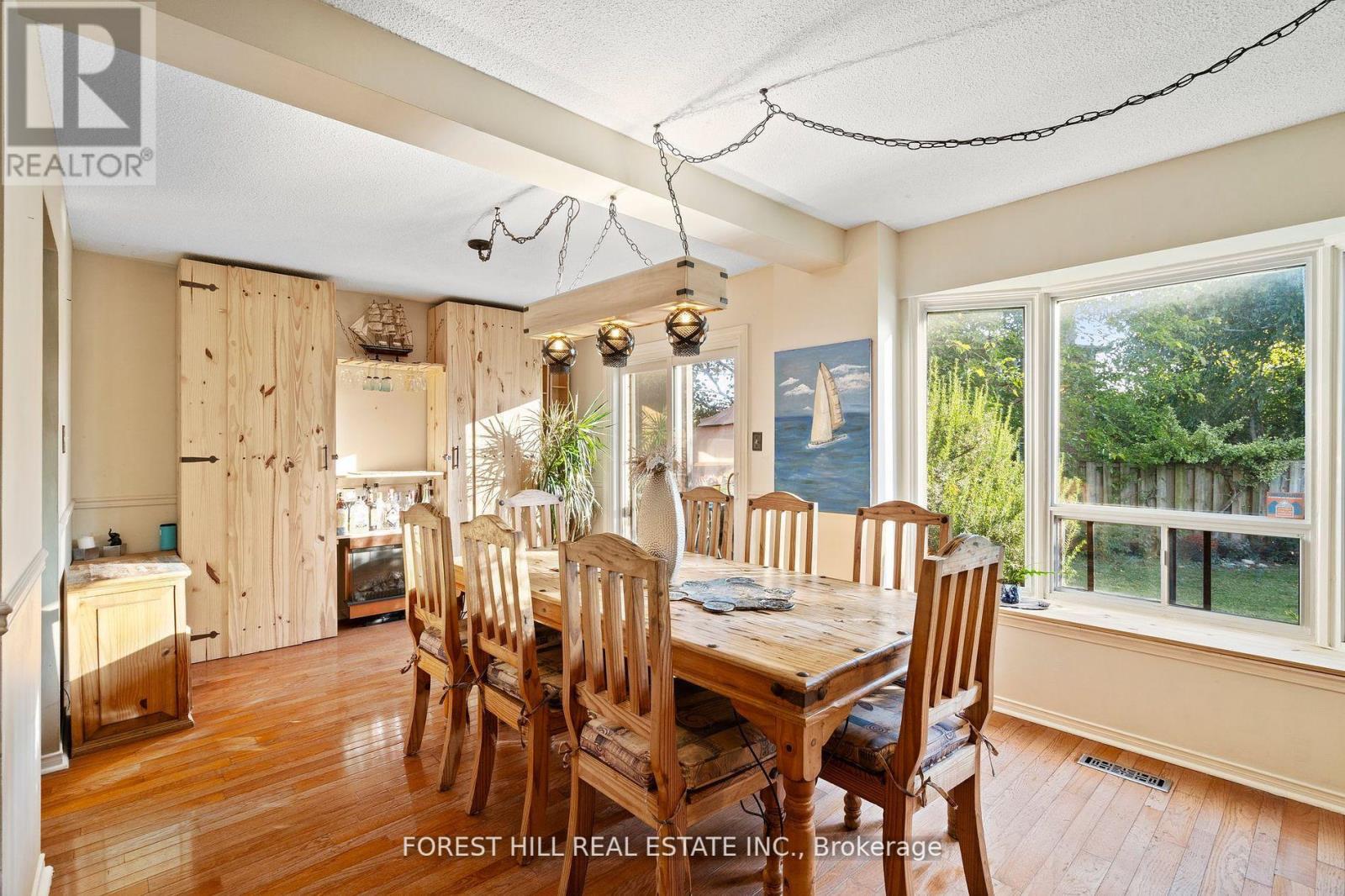 15 Miles Court, Richmond Hill, Ontario  L4C 5P7 - Photo 12 - N12211411