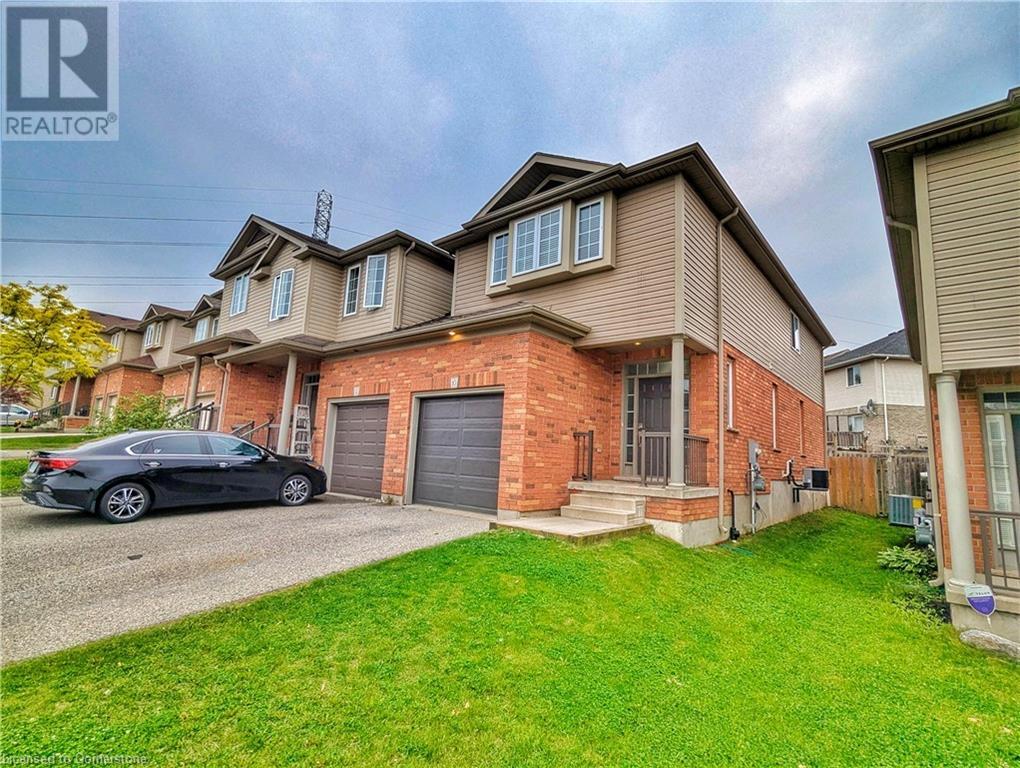 10 Tudor Street, Kitchener, Ontario  N2R 1W3 - Photo 2 - 40739924