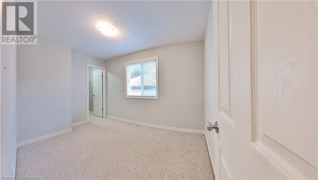 10 Tudor Street, Kitchener, Ontario  N2R 1W3 - Photo 35 - 40739924