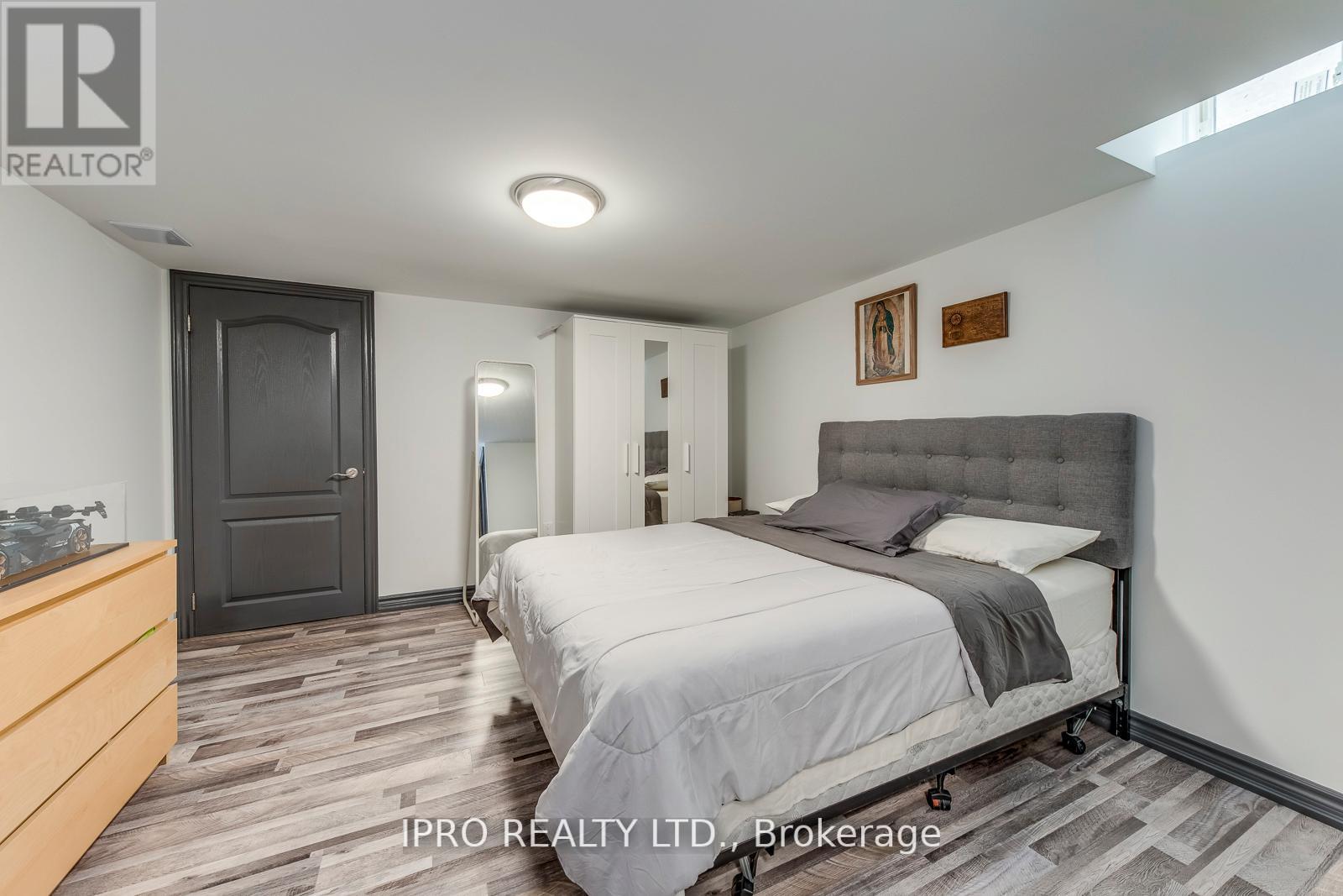 11 Trentonian Street, Brampton (Sandringham-Wellington North), Ontario  L6R 3W2 - Photo 40 - W12211409