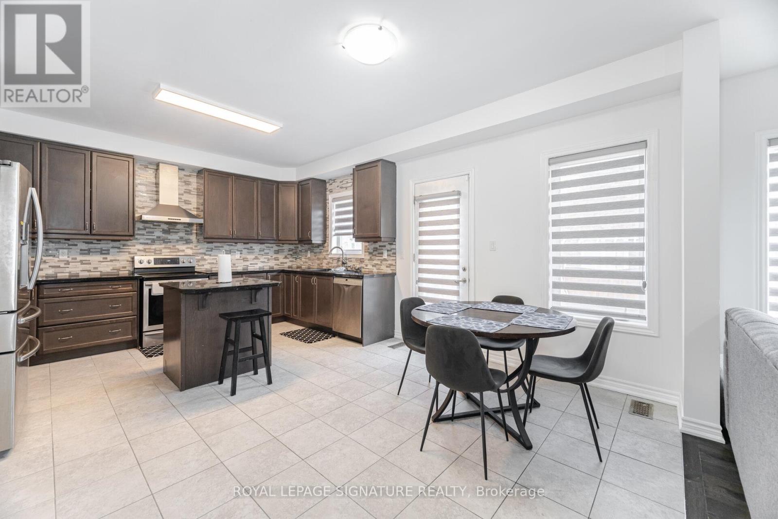 481 Brisdale Drive, Brampton (Northwest Brampton), Ontario  L7A 0G4 - Photo 10 - W12211421