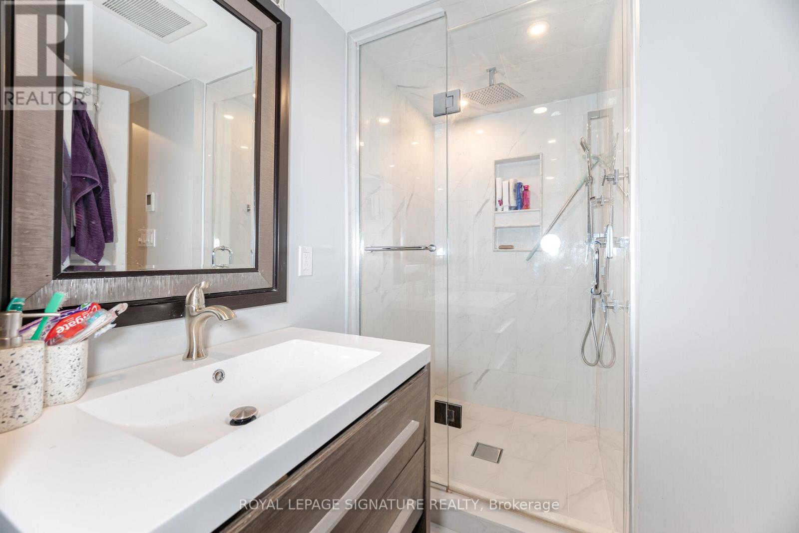 481 Brisdale Drive, Brampton (Northwest Brampton), Ontario  L7A 0G4 - Photo 37 - W12211421