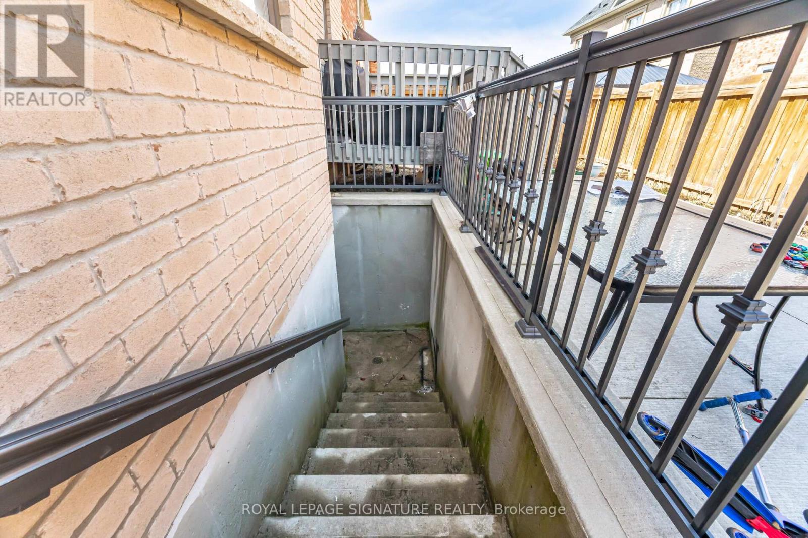 481 Brisdale Drive, Brampton (Northwest Brampton), Ontario  L7A 0G4 - Photo 43 - W12211421