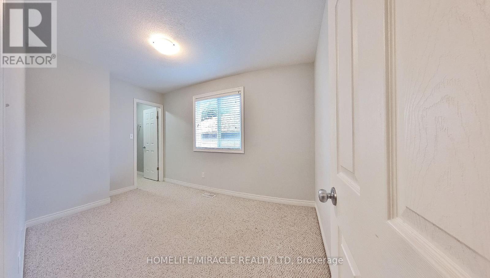 10 Tudor Street, Kitchener, Ontario  N2R 1W3 - Photo 29 - X12211406