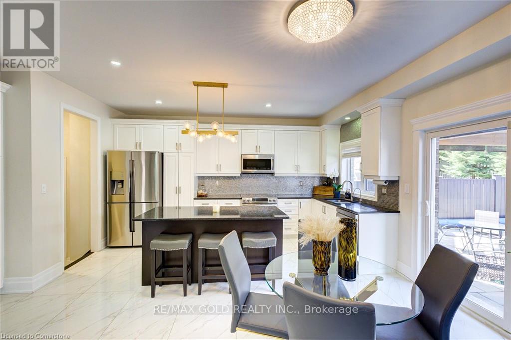 15 Wetland Way, Kitchener, Ontario  N2P 0C3 - Photo 16 - X12211430