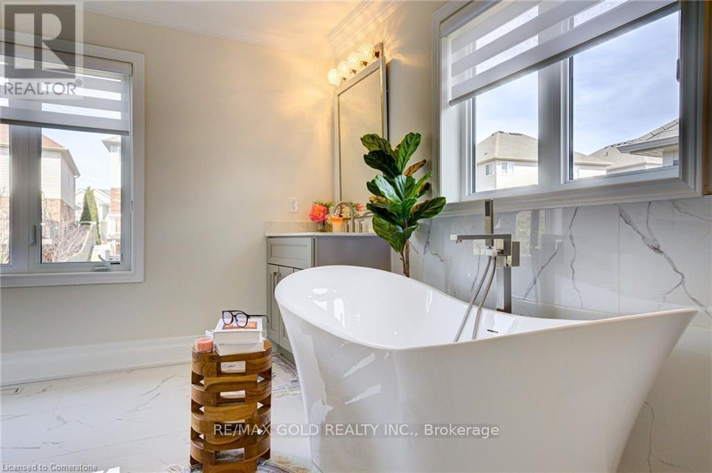 15 Wetland Way, Kitchener, Ontario  N2P 0C3 - Photo 30 - X12211430