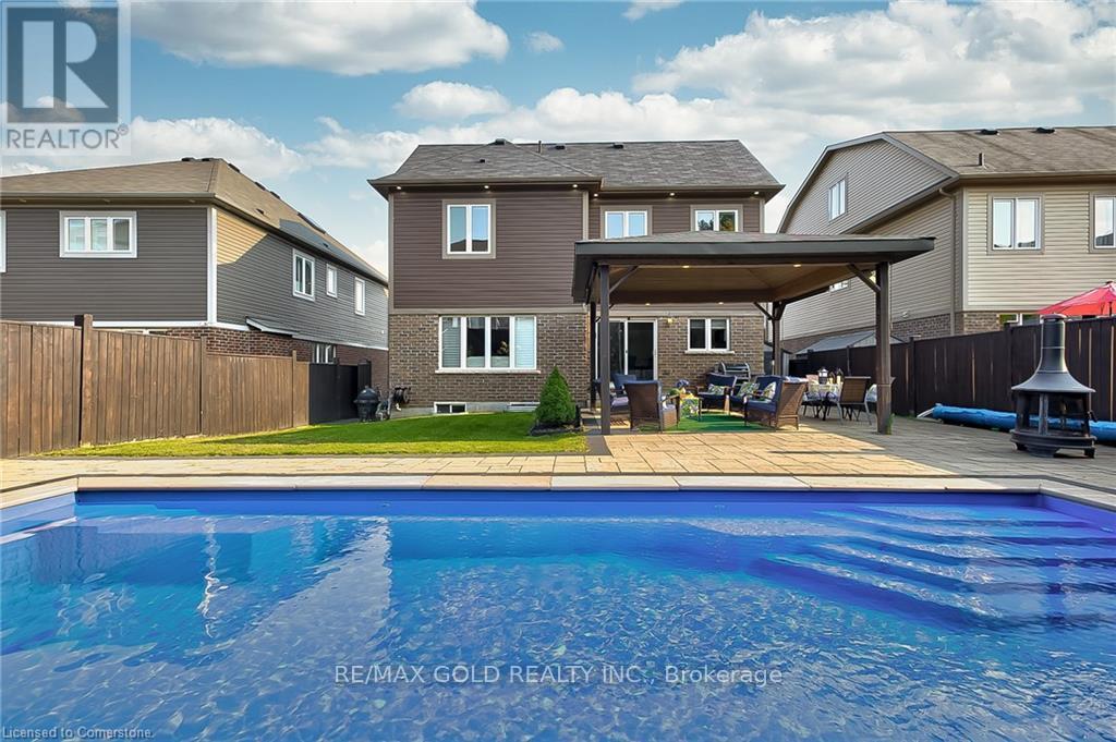 15 Wetland Way, Kitchener, Ontario  N2P 0C3 - Photo 47 - X12211430