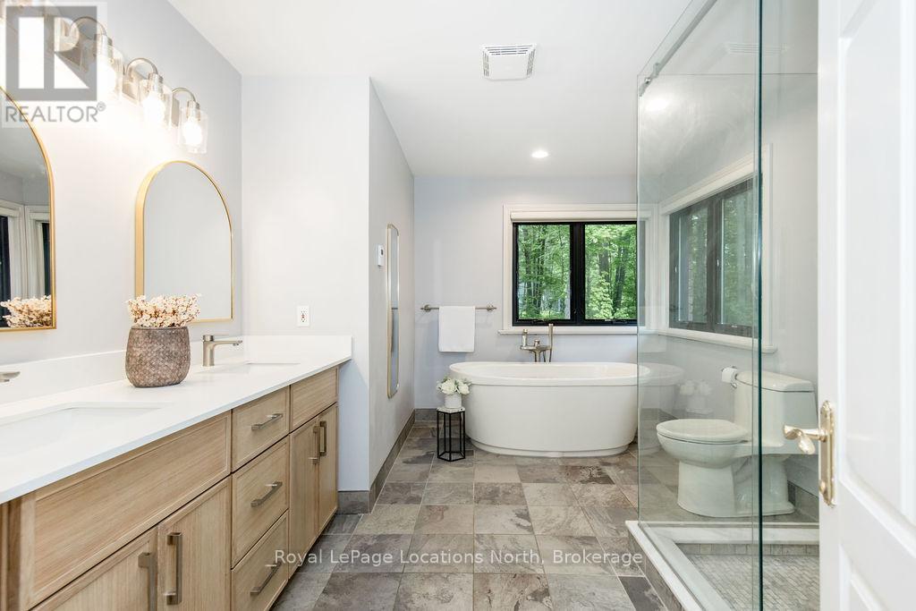 18 Mills Circle, Springwater, Ontario  L0L 1X0 - Photo 30 - S12211315
