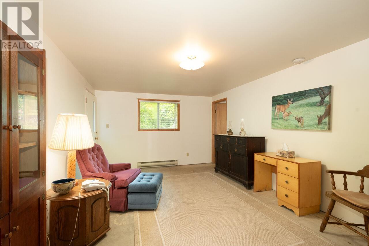 508 Collins Road, Bowen Island, British Columbia  V0N 1G1 - Photo 15 - R3014118