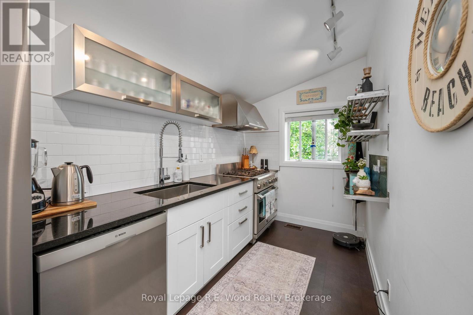 494 George Street, Central Elgin, Ontario  N5L 1H1 - Photo 20 - X12211443