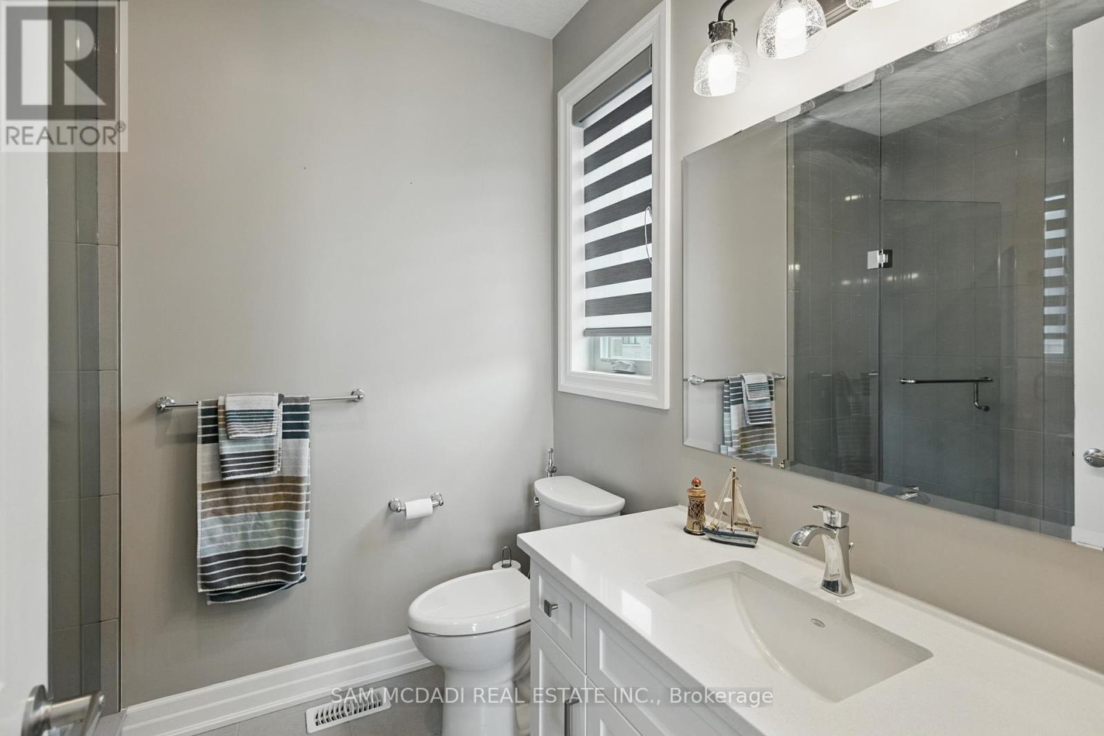 920 Pondcliffe Drive, Kitchener, Ontario  N2R 0M9 - Photo 36 - X12210985