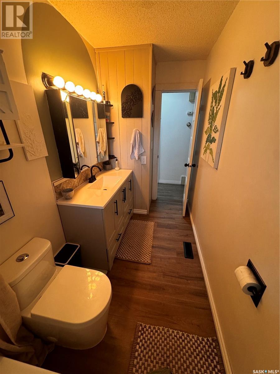 224 17th Street Ne, Weyburn, Saskatchewan  S4H 2P2 - Photo 16 - SK005538