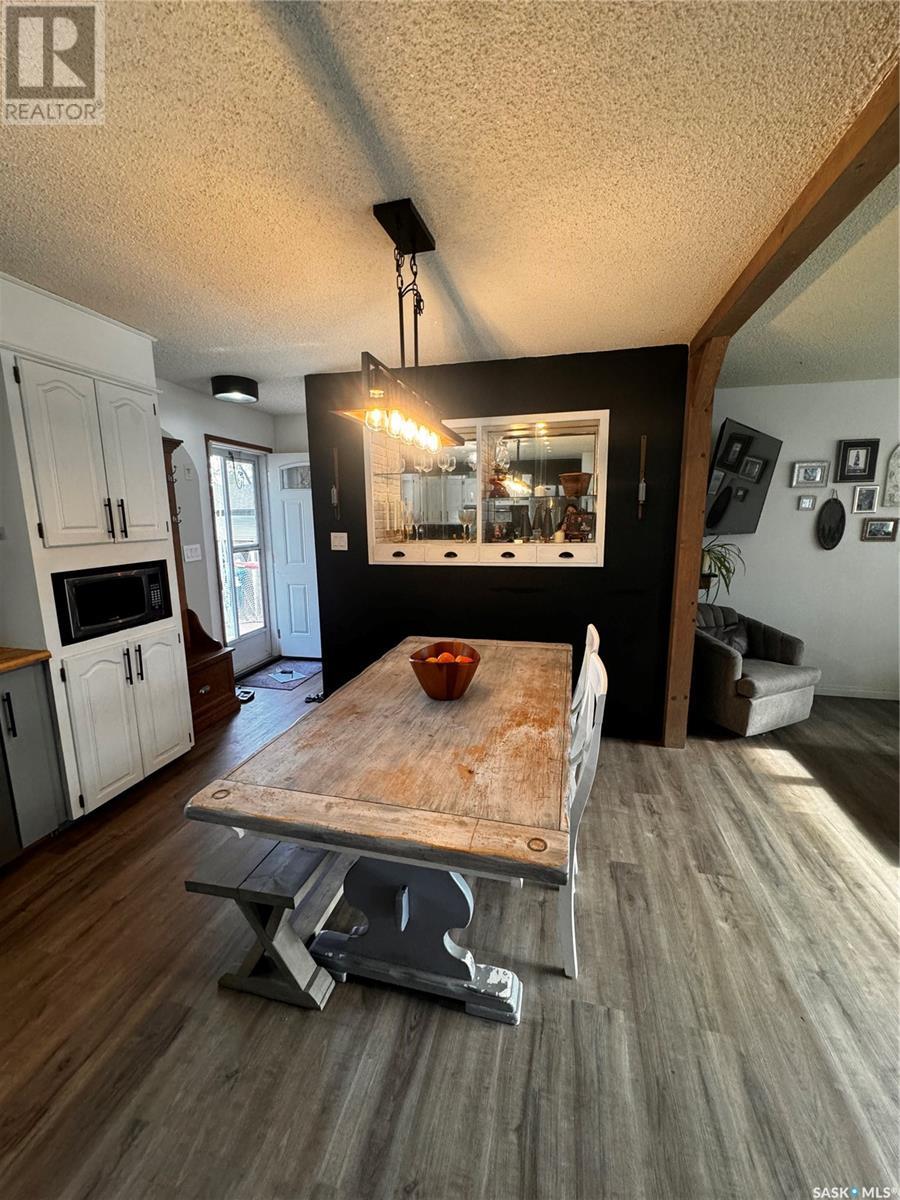 224 17th Street Ne, Weyburn, Saskatchewan  S4H 2P2 - Photo 9 - SK005538