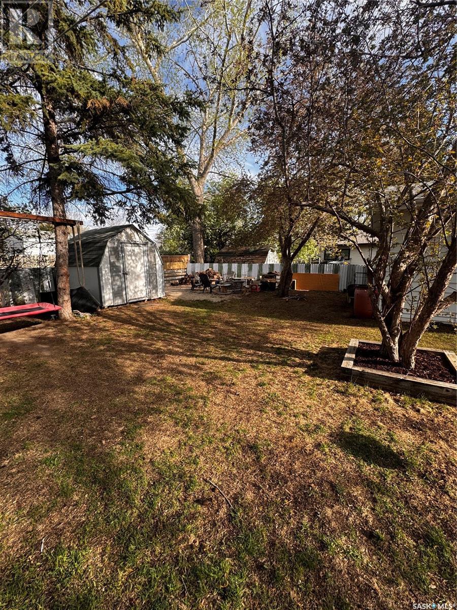224 17th Street Ne, Weyburn, Saskatchewan  S4H 2P2 - Photo 39 - SK005538