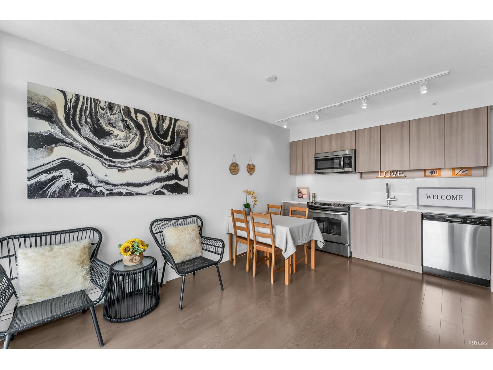 2602 13308 Central Avenue, Surrey, British Columbia  V3T 0M4 - Photo 4 - R3013955