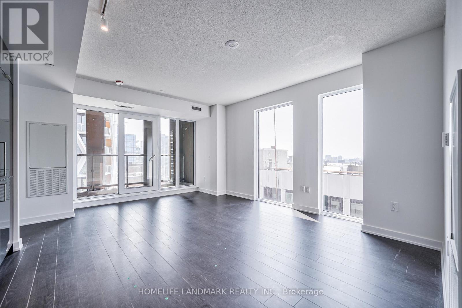1908 - 238 Simcoe Street, Toronto, Ontario  M5T 0E2 - Photo 25 - C12211440