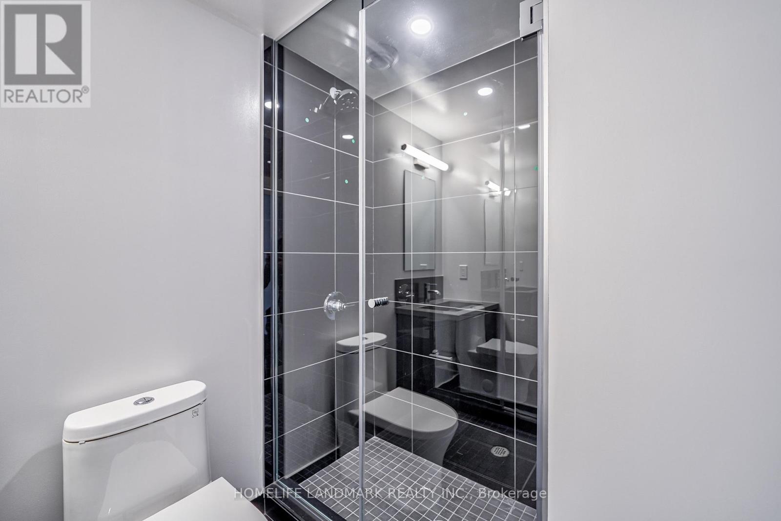 1908 - 238 Simcoe Street, Toronto, Ontario  M5T 0E2 - Photo 9 - C12211440