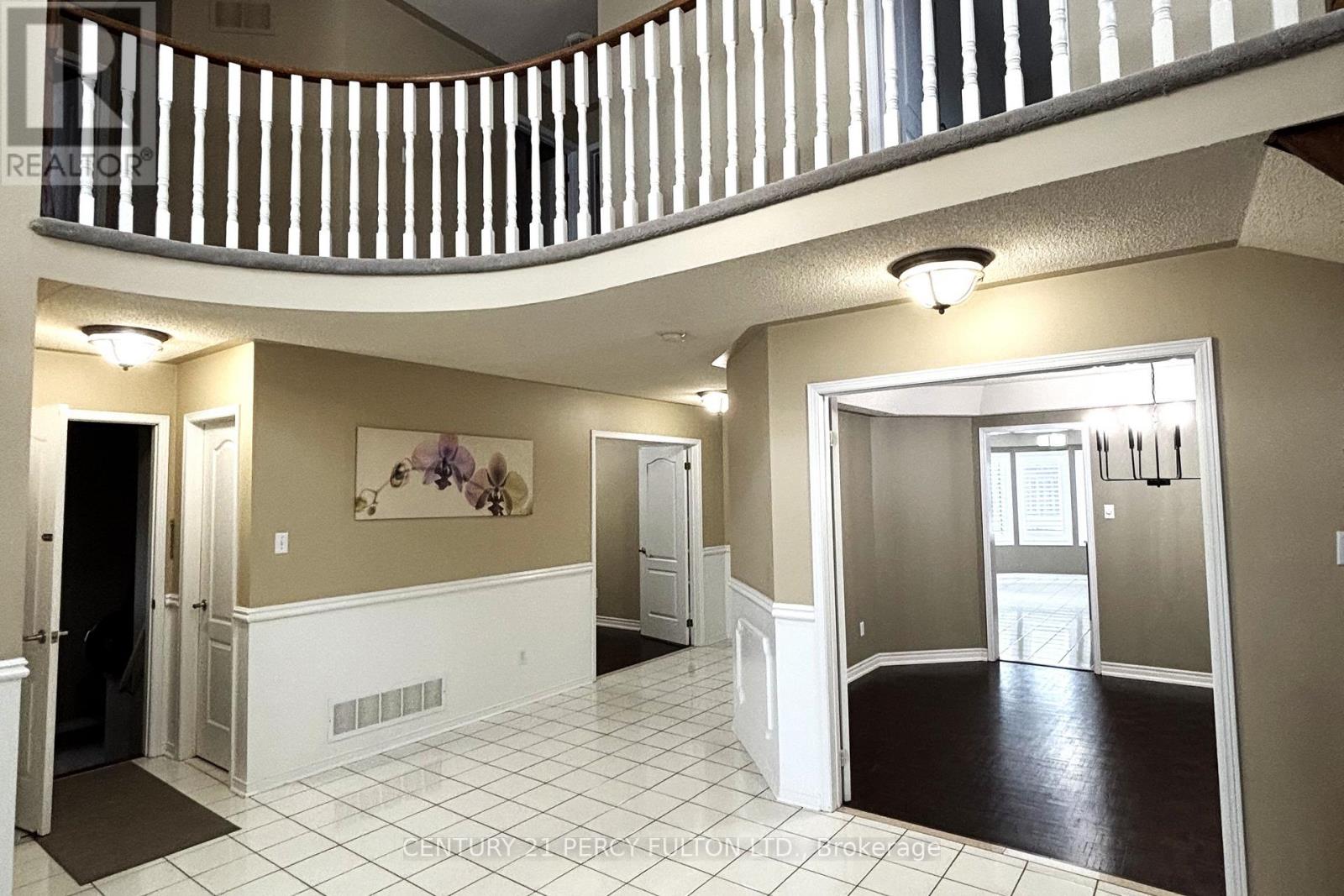 54 Cityview Circle, Barrie, Ontario  L4N 7V1 - Photo 9 - S12211340