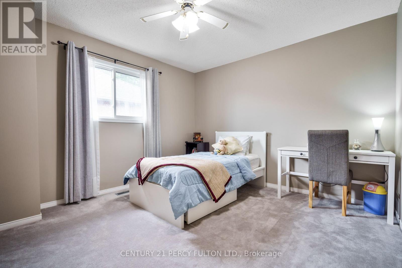 54 Cityview Circle, Barrie, Ontario  L4N 7V1 - Photo 29 - S12211340