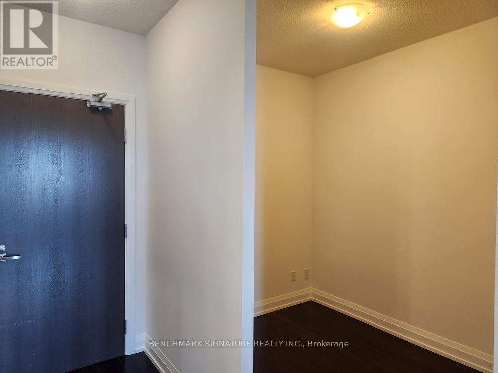 518 - 7161 Yonge Street, Markham, Ontario  L3T 0C8 - Photo 11 - N12211444