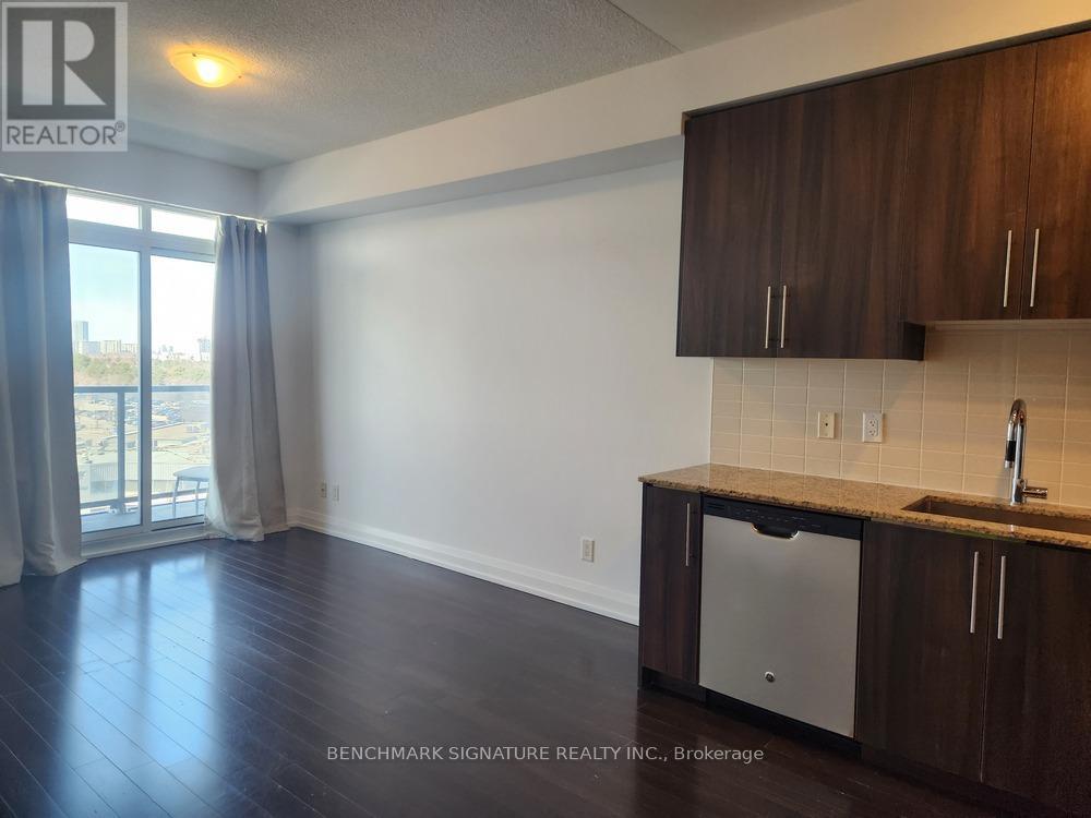 518 - 7161 Yonge Street, Markham, Ontario  L3T 0C8 - Photo 5 - N12211444