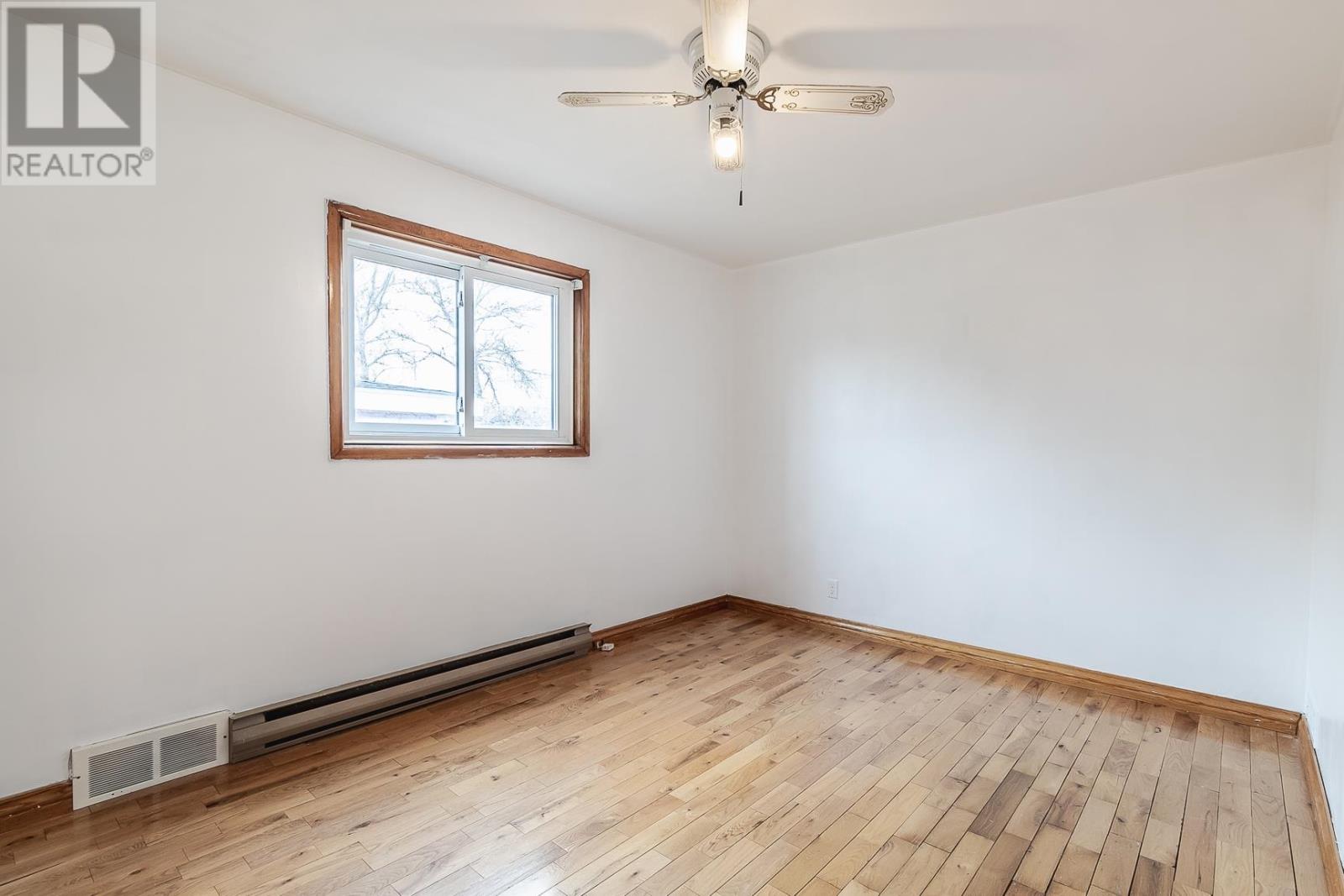 168 Prentice Ave, Sault Ste. Marie, Ontario  P6C 4P9 - Photo 13 - SM250914