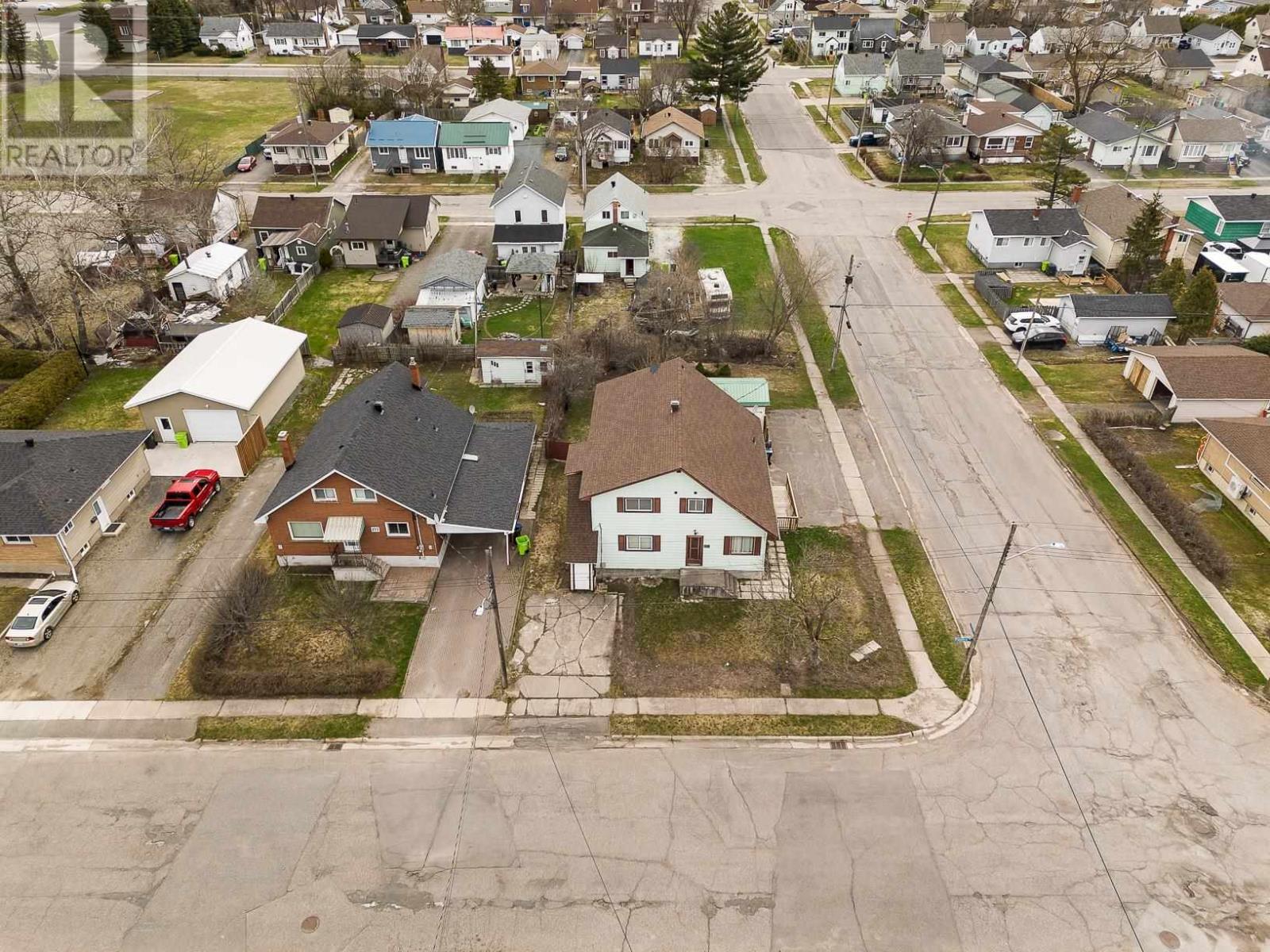 168 Prentice Ave, Sault Ste. Marie, Ontario  P6C 4P9 - Photo 8 - SM250914