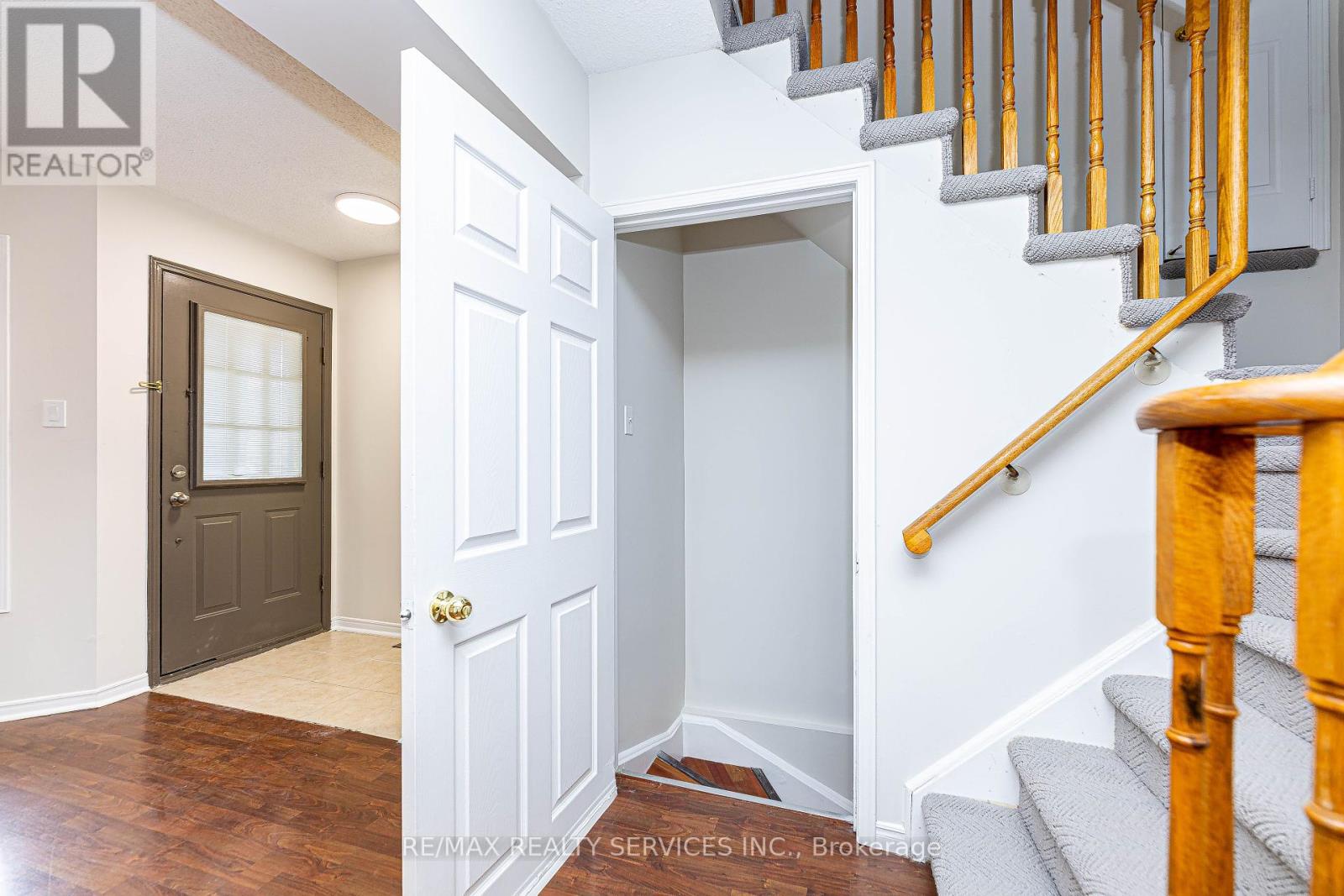 98 Lent Crescent, Brampton, Ontario  L6Y 4X7 - Photo 14 - W12211446